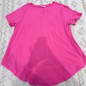 Zenana Outfitters Bright Pink V-Neck Short Sleeve Tee